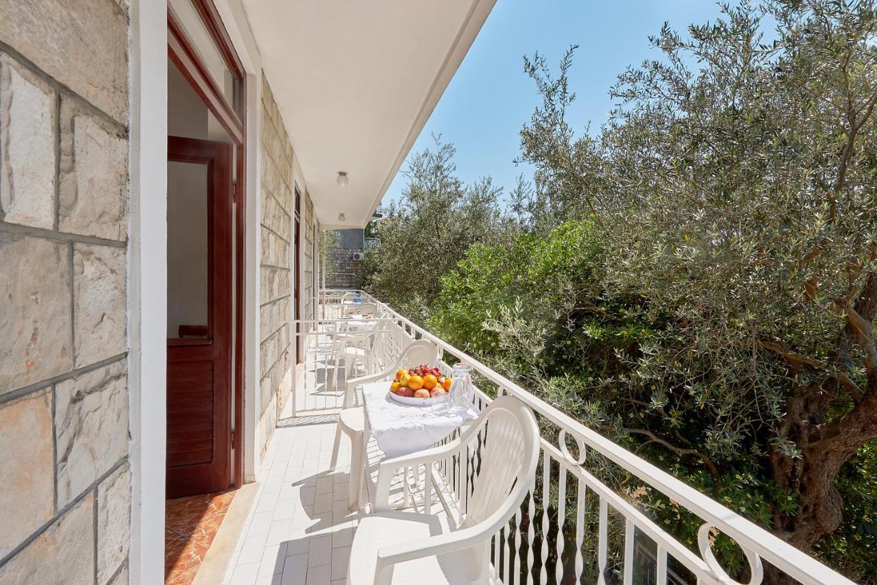 Apartmani Kuca U Maslinama Sveti Stefan Luaran gambar
