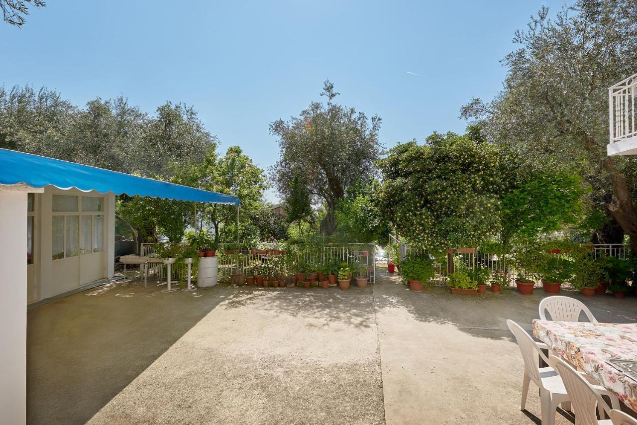 Apartmani Kuca U Maslinama Sveti Stefan Luaran gambar