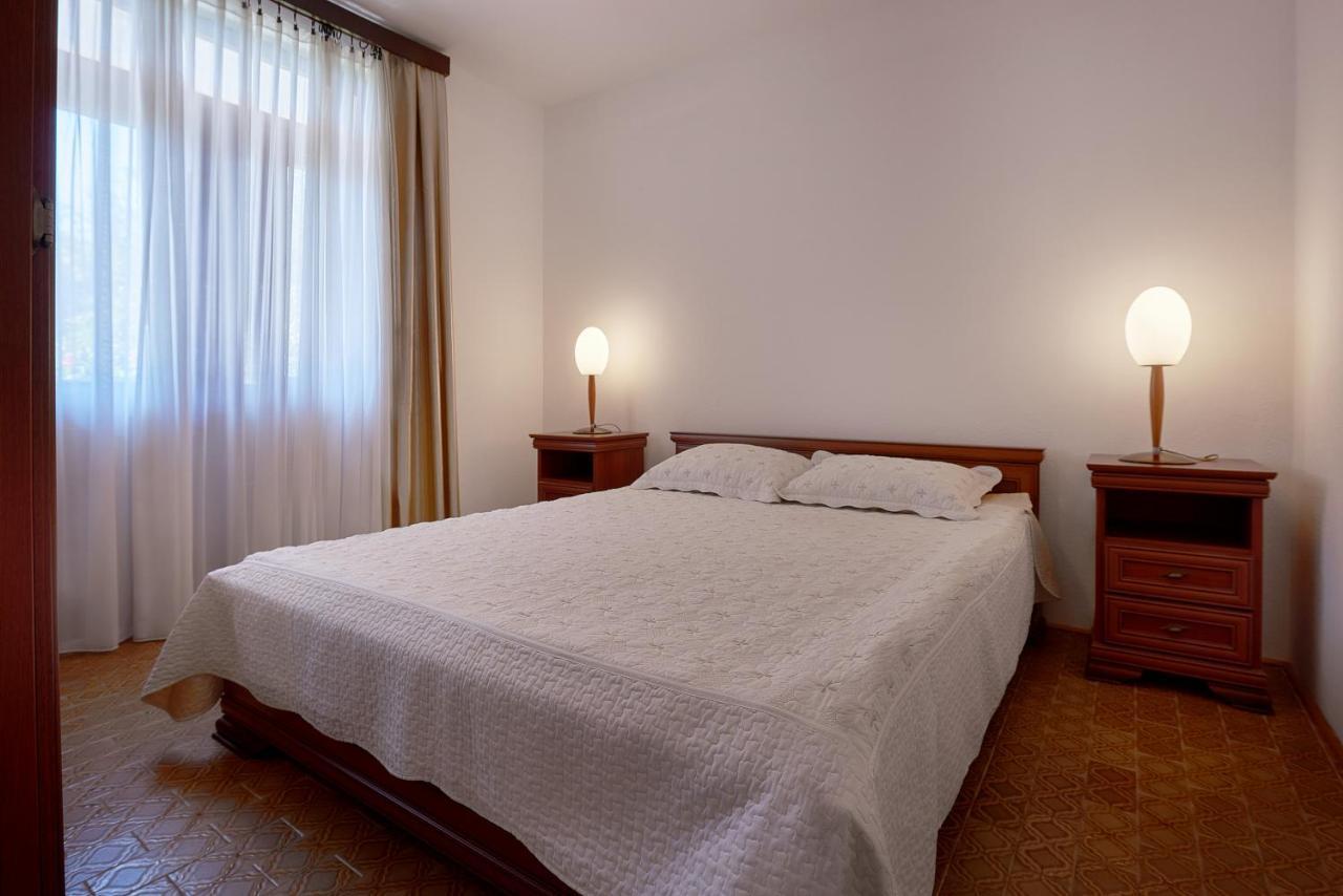 Apartmani Kuca U Maslinama Sveti Stefan Luaran gambar