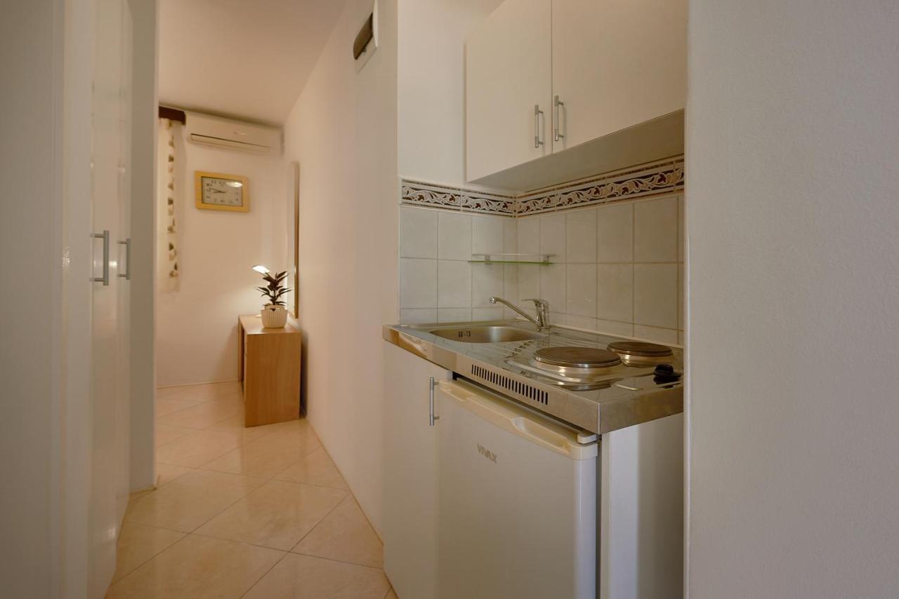 Apartmani Kuca U Maslinama Sveti Stefan Luaran gambar
